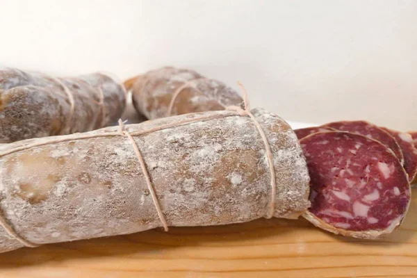 Salami di bovino